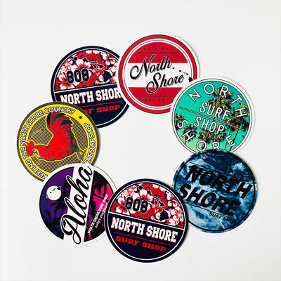 Des autocollants d'étiquettes imperméables personnalisables, imprimés en couleurs, des autocollants d'étiquettes brillantes